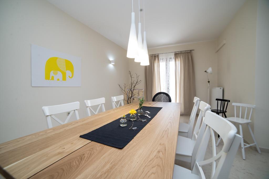 Villa Elia Mélanes Екстериор снимка