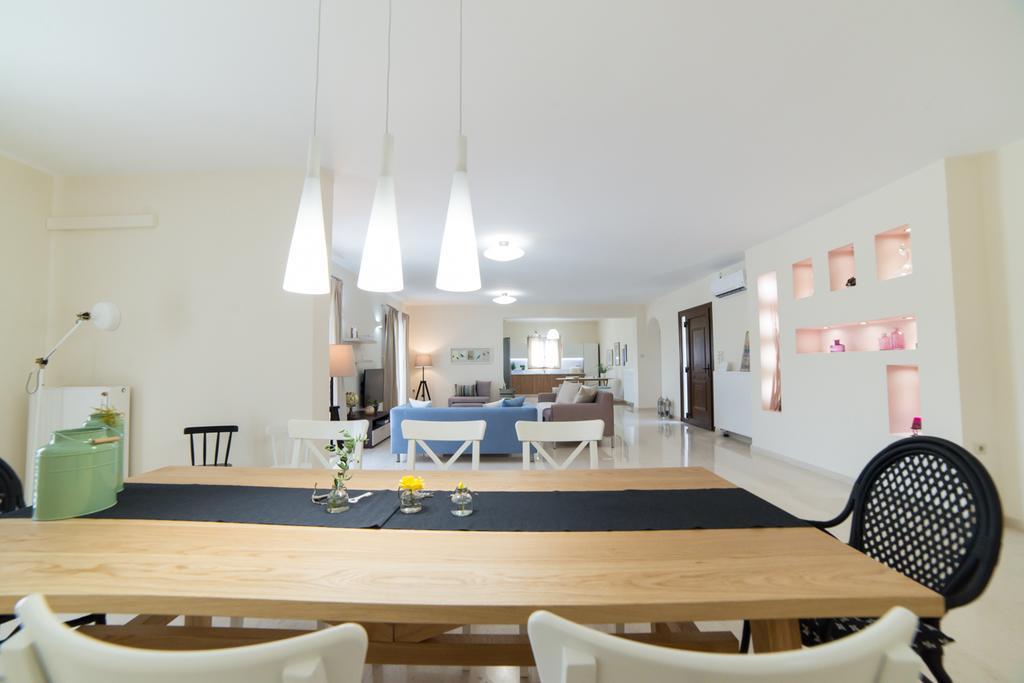 Villa Elia Mélanes Екстериор снимка